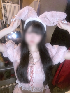 プロフィール写真1・みお|GIRLS BAR Queen Bee・クイーンビー - 向ヶ丘遊園のガールズバー