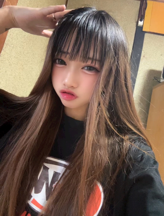 プロフィール写真2・みゆ|錦 キャバクラ・ヴィルシーナ