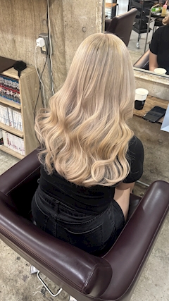 プロフィール写真2・はる｜T IT's OKAY・ティ イッツ オッケィ - 熊本市・下通のスナック