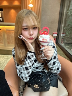 プロフィール写真2・りんか｜girl'sBAR 3年B組 - 江坂のガールズバー