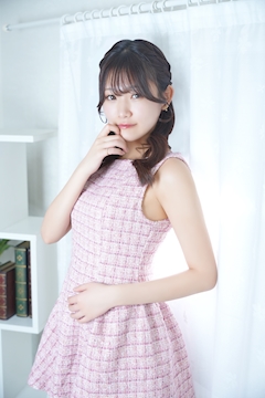 プロフィール写真2・せり｜LADERA・ラデラ - 名古屋 金山のキャバクラ