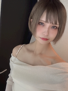 プロフィール写真2・花歩｜HANARE by EMIRAI・ハナレ バイ エミライ  - 鹿児島県・天文館のキャバクラ