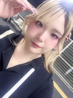 プロフィール写真4・まな｜Girls bar Nika・ニカ - 武蔵小杉駅前のガールズバー