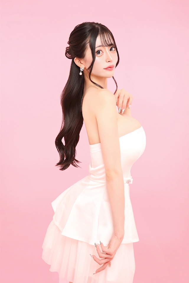 プロフィール写真2・愛乃 愛華(まなか)|