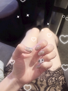 なゆた「おにゅーなネイルとドレスの話」
