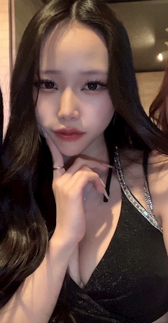 プロフィール写真4・こはく｜CLUB GENIE MIKAWA ANJO・クラブジニーミカワアンジョウ - 安城のキャバクラ