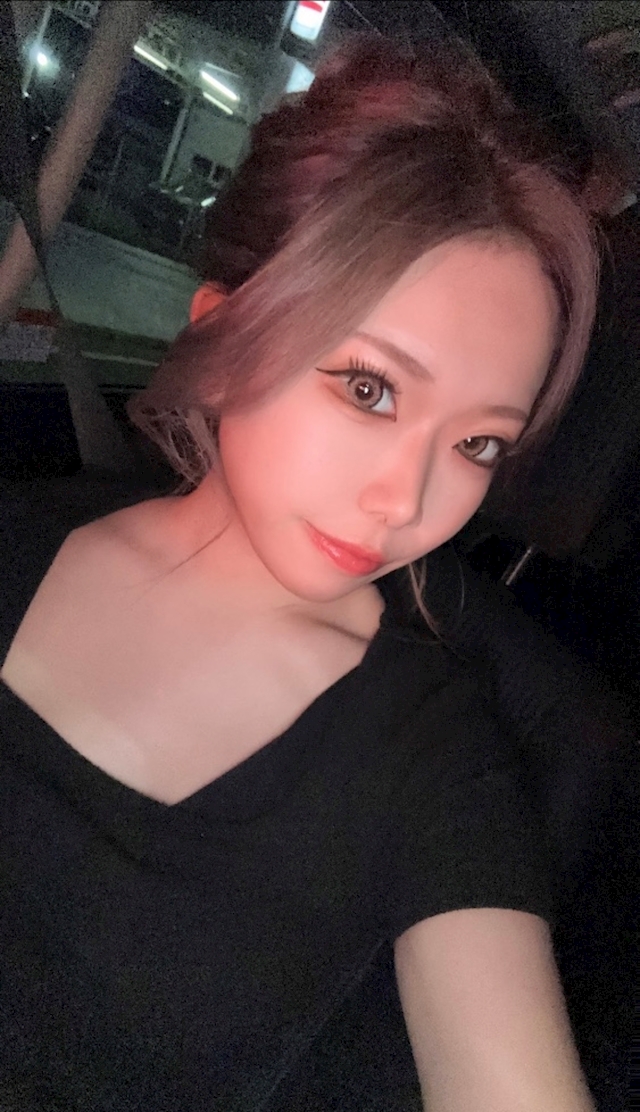 プロフィール写真1・サラ｜