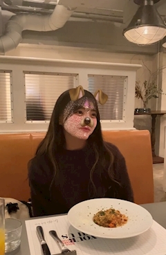 まゆ🐾🤍シュシュ秋葉原