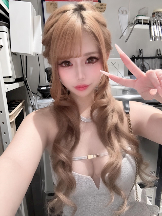 ひな Lounge M