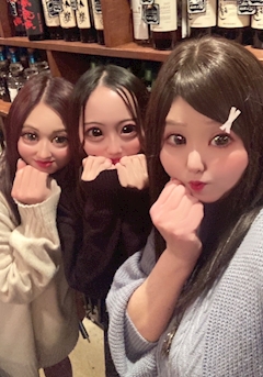 ゆきき「ぶりっ子３人よ🥰」