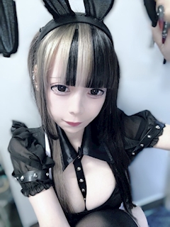 プロフィール写真4・ユノ🪓Succubus夜伽｜Succubus Night Bar 夜伽 京都木屋町店・サキュバスナイトバー ヨトギ - 木屋町のコンカフェ