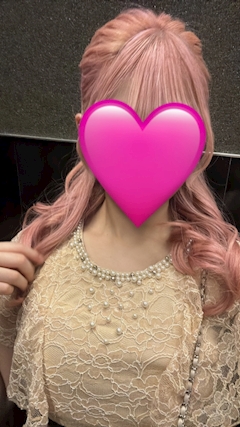 れいあ「ぴんく！！🩷🩷」