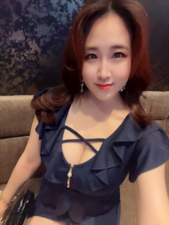 プロフィール写真5・🧚♀️💗宮園えみり💐🕊️|Mrs.CAFE~離宮~・ミセスカフェ リキュウ - 名古屋 錦の熟女パブ/熟女キャバクラ