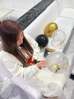 凜「👧🏻‎🖤👨🏻🤍に感謝感謝🙏🏻」