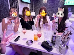 凜「昨日も…- ̗̀🎁 ̖́-➰🥂🫧」