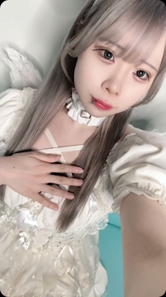 せら「花粉やばいせらです🍎」