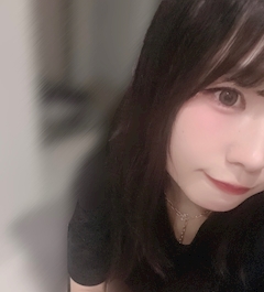 さとみ【シュガーグループ】「暑すぎた🩵」