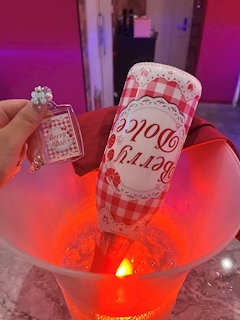 プロフィール写真6・さとみ【シュガーグループ】｜Cafe&Bar Berry Dolce・ベリードルチェ - 練馬のガールズバー