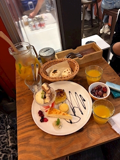 よつは【PRETTY】「🍫🍰」