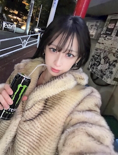 プロフィール写真4・しおり｜NOMMY・ノミー - 笹塚のガールズバー