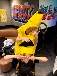 🐈ゆね🐈‍⬛「ハロウィンはバナナ、、、？🍌」