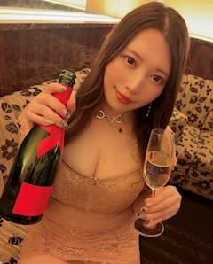 プロフィール写真7・りな|梅田 熟女キャバクラ・玉響(たまゆら)