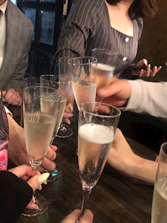 なみ【PRETTY】「🥂🥹」