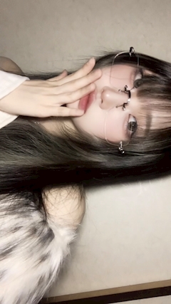 しゅり「だてめがね買った」