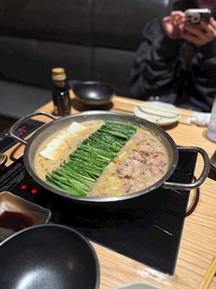 みあ