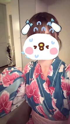 かえで【まかろん🧡関内】「👘🧡」