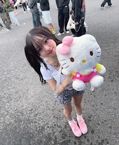 プロフィール写真9・るる|i LivE!・アイライブ - 名古屋 栄のコンカフェ