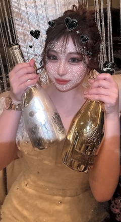 プロフィール写真3・凪咲 楓🐈‍⬛｜Senten's・センテンス - 名古屋 錦のクラブ/ラウンジ