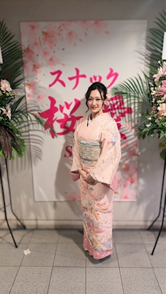 プロフィール写真11・じゅり໒꒰ྀི∩˃ ᵕ ˂∩꒱ྀི১|スナック 桜愛・サラ - 桜木町のパブ/スナック