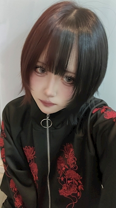 プロフィール写真6・₊‧꒰ა.びび+。.໒꒱°🥀*。|木屋町 コンカフェ・キュートエーキョウト