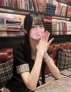 プロフィール写真1・まる【歌舞伎町NEO】｜昼夜Girls Bar NEO 新宿店・ネオ - 歌舞伎町のガールズバー