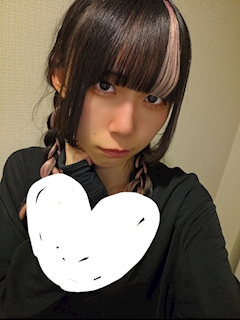 かざま「あしたお給仕だよー」