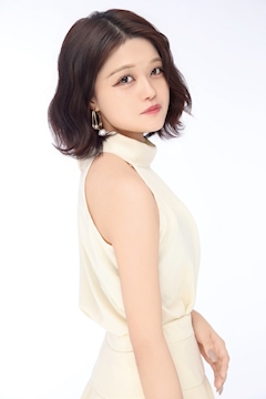 プロフィール写真3・みお｜STORM・ストーム - 池袋西口のキャバクラ