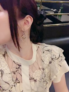 せりな