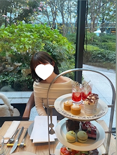 プロフィール写真3・ゆう｜SERENA・セレナ - 名古屋 錦のスナック