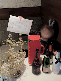 プロフィール写真3・こな　はちくろ｜はちみつくろーばー - 池袋西口のキャバクラ
