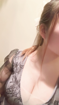 プロフィール写真2・星那｜Pub Snack Belle・ベルエ - すすきのスナック