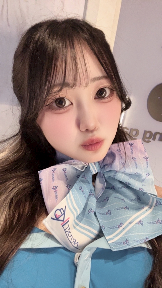 プロフィール写真2・みな　economy｜