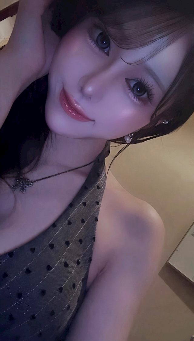 プロフィール写真1・アキ｜