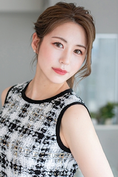 プロフィール写真1・日向 茉莉｜BARCELONA Lounge 凛・リン - すすきのクラブ/ラウンジ