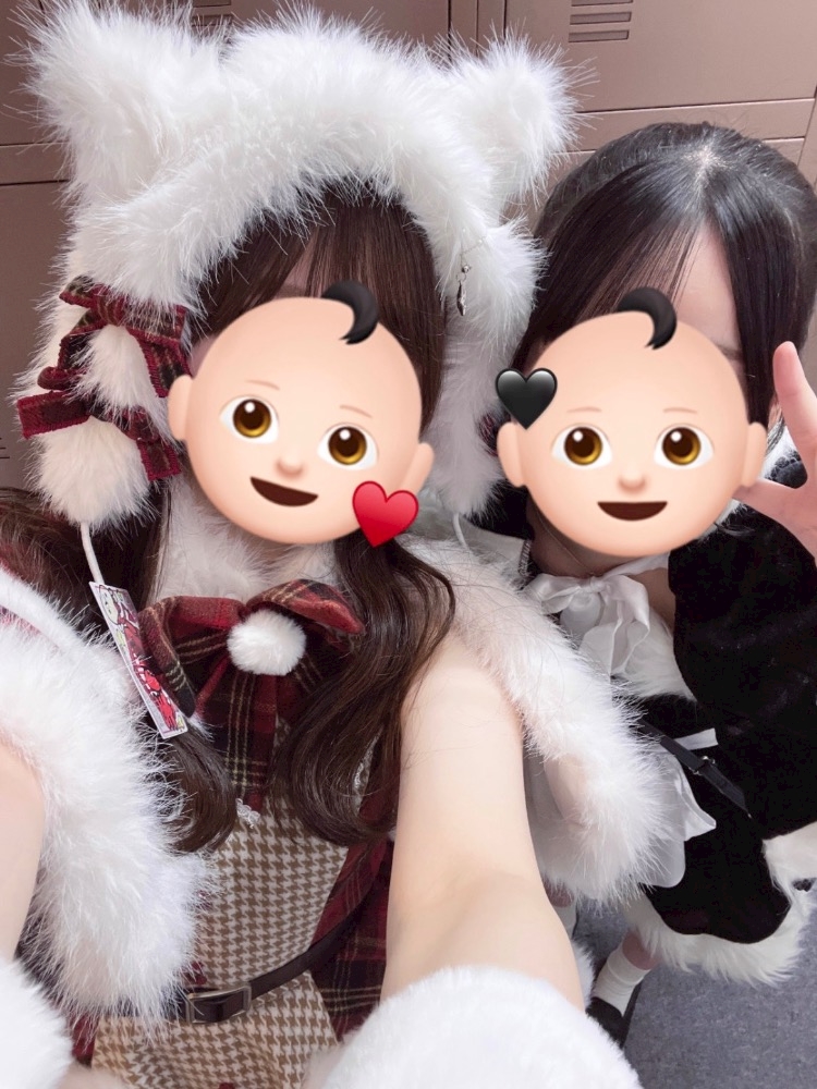 キャスト同士で撮影した仲良し写真