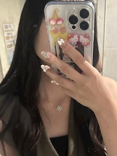 プロフィール写真2・あかり｜Lounge Be....・ビー - 吉祥寺駅北口のキャバクラ
