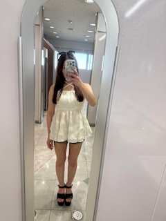 プロフィール写真8・まなみ｜GIRLS BAR SHIRO・シロ - 湯島・上野のガールズバー