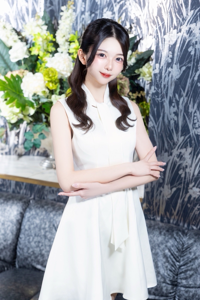 凪瀬 みほ Amusement Club Number ONE