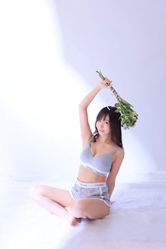 プロフィール写真6・楠 めい｜OVER LOUNGE CLUB・オーバーラウンジクラブ - すすきのクラブ/ラウンジ