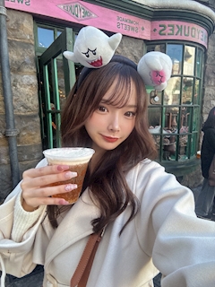 なみ「🤍🤍🤍🤍」